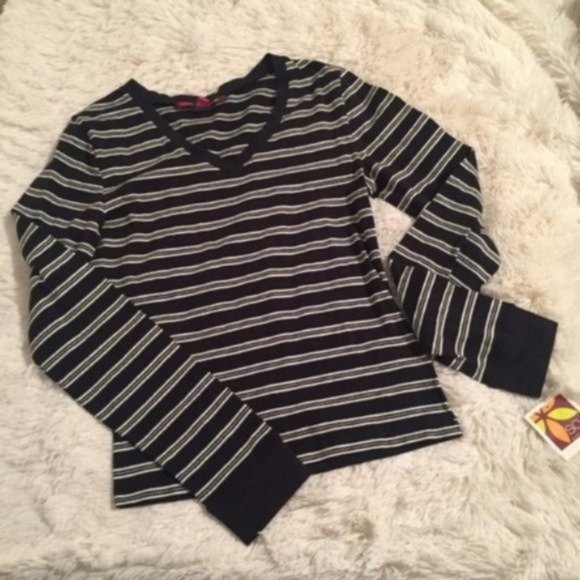 SO | Tee | Black with White Stripes - Picture 3 of 6